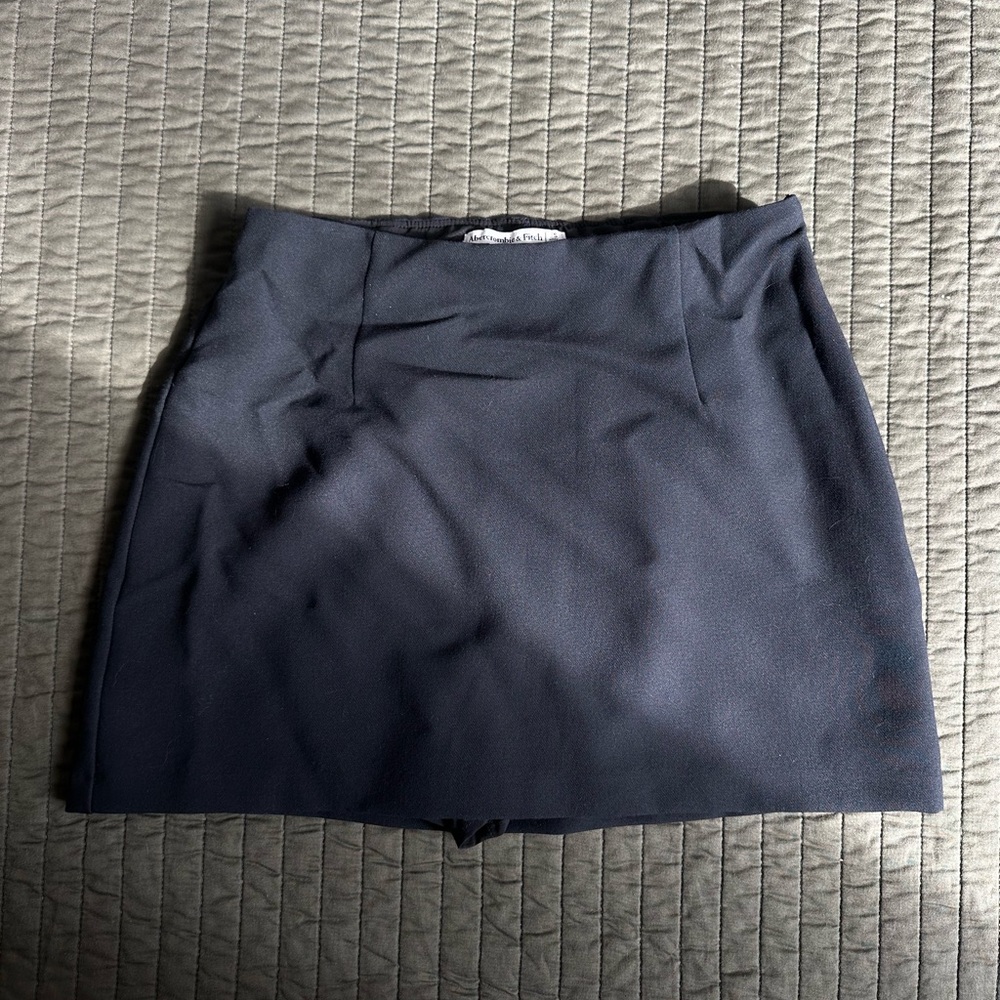 Abercrombie & Fitch — Mini Skirt with Shorts